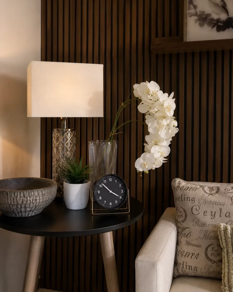 Comfortable therapy room at Despertares Counseling in Phoenix, AZ